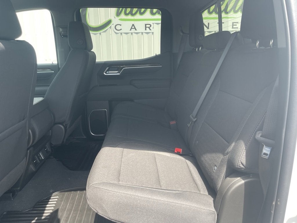 2025 GMC Sierra 1500 SLE