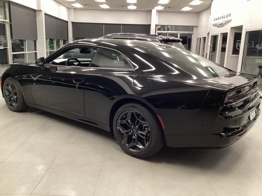 Used 2025 Dodge Charger Daytona R/T with VIN 2C3CDBCK0SR543419 for sale in Dickinson, ND