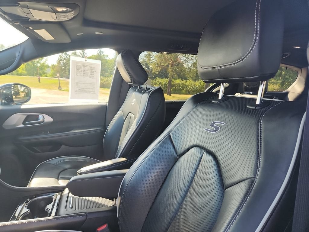 2025 Chrysler Pacifica Limited