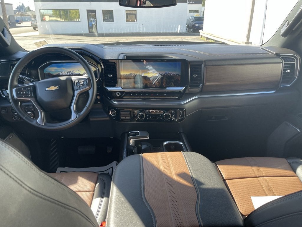 2023 Chevrolet Silverado 1500 High Country