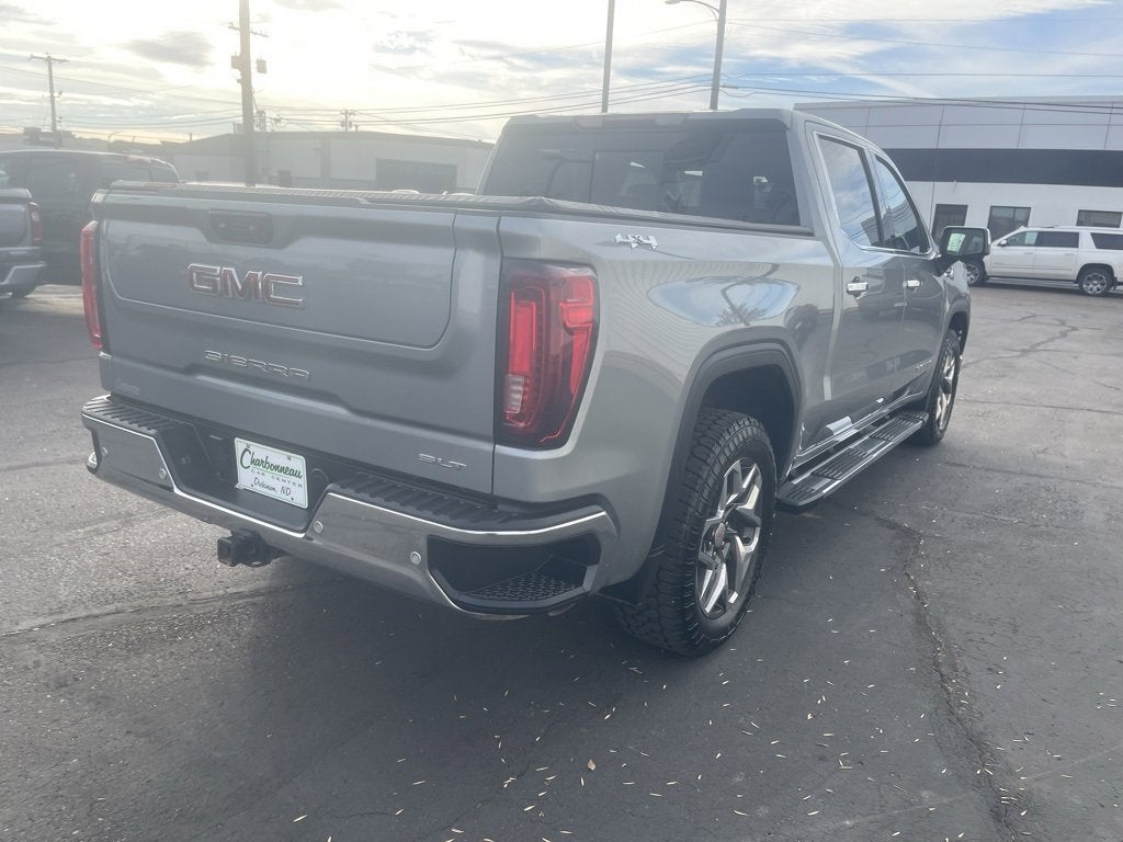 2024 GMC Sierra 1500 SLT
