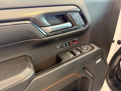 2023 GMC Sierra 1500 AT4