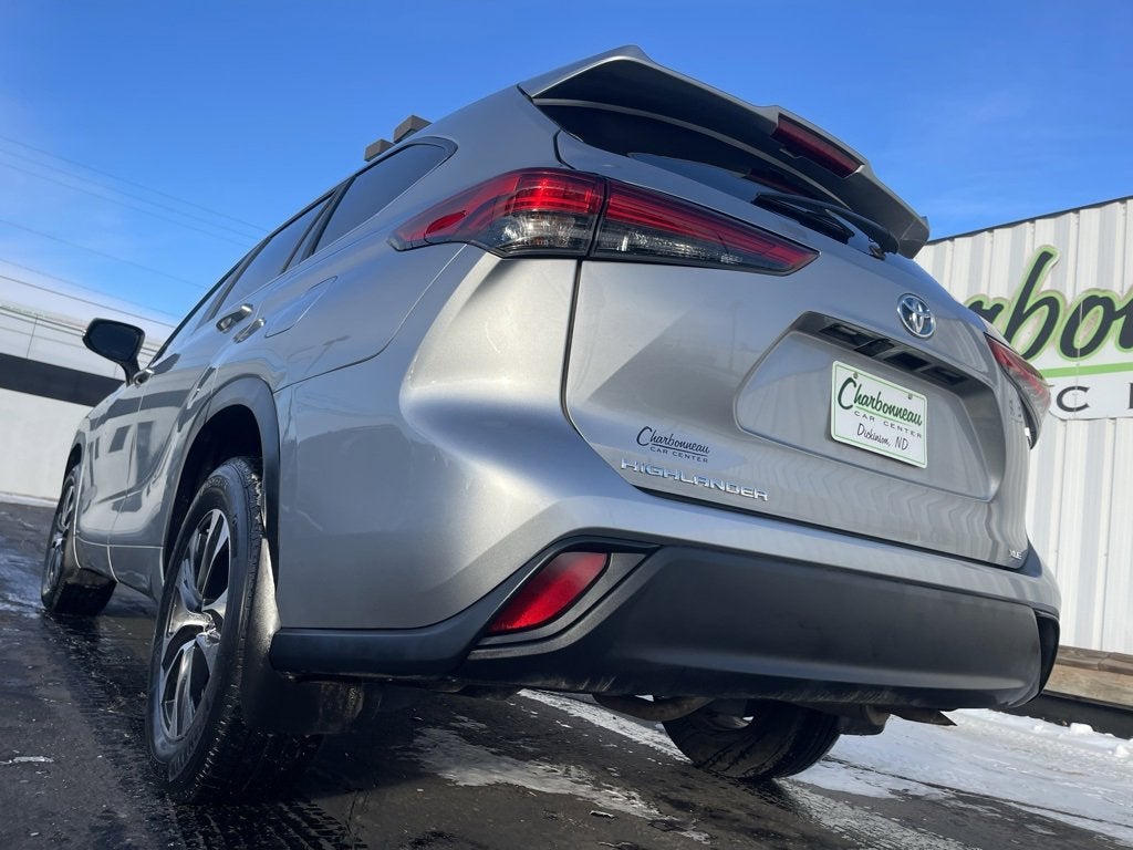 2023 Toyota Highlander Hybrid XLE