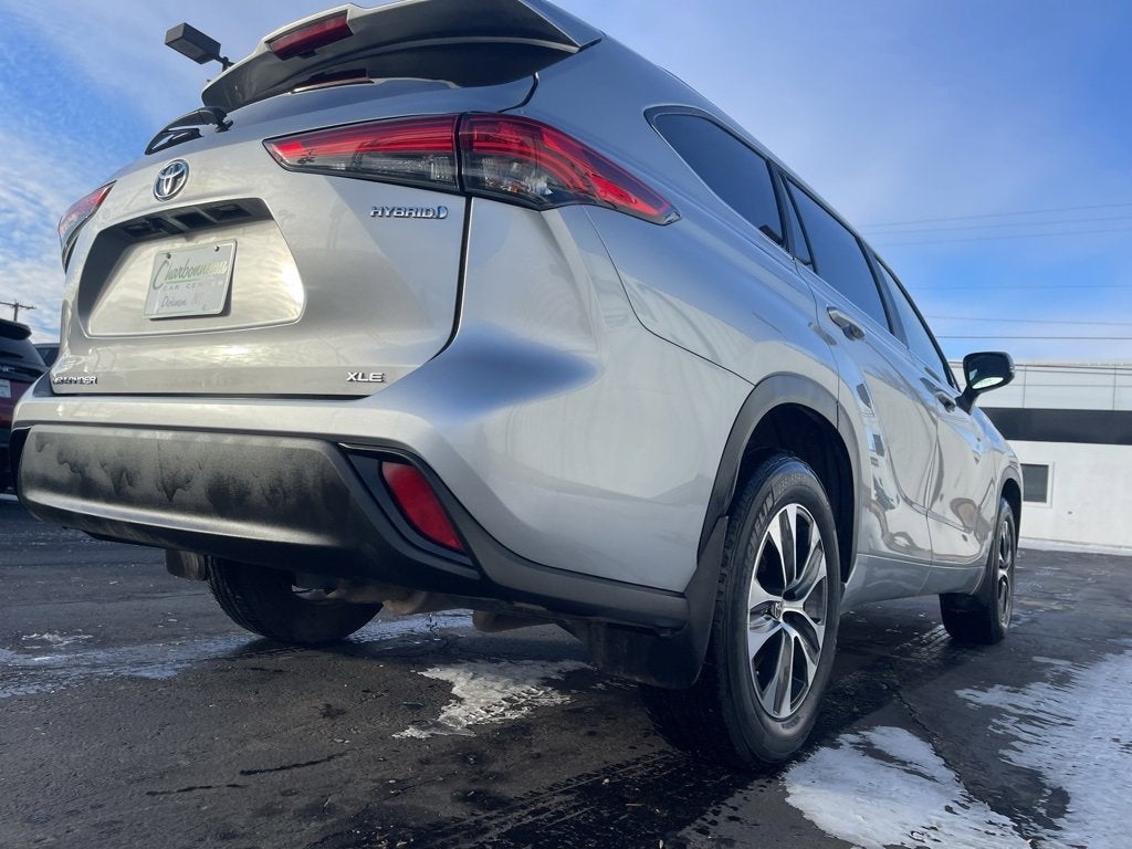 2023 Toyota Highlander Hybrid XLE