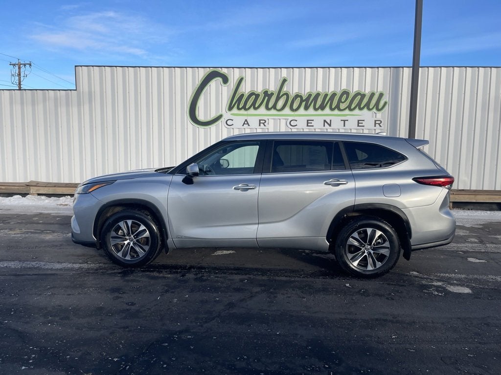 2023 Toyota Highlander Hybrid XLE