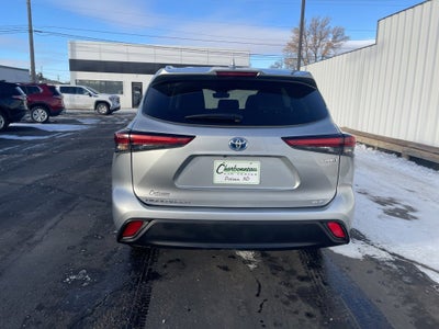 2023 Toyota Highlander Hybrid XLE