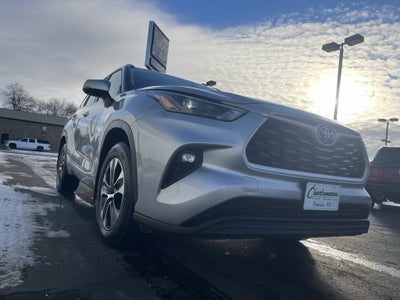 2023 Toyota Highlander Hybrid XLE