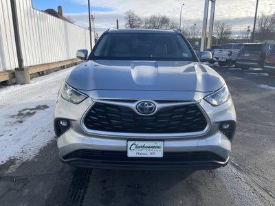 2023 Toyota Highlander Hybrid XLE