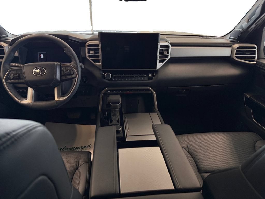 2025 Toyota Sequoia SR5
