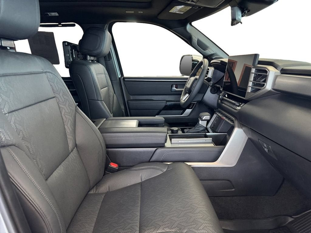 2025 Toyota Sequoia SR5