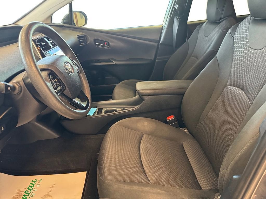 2021 Toyota Prius L Eco