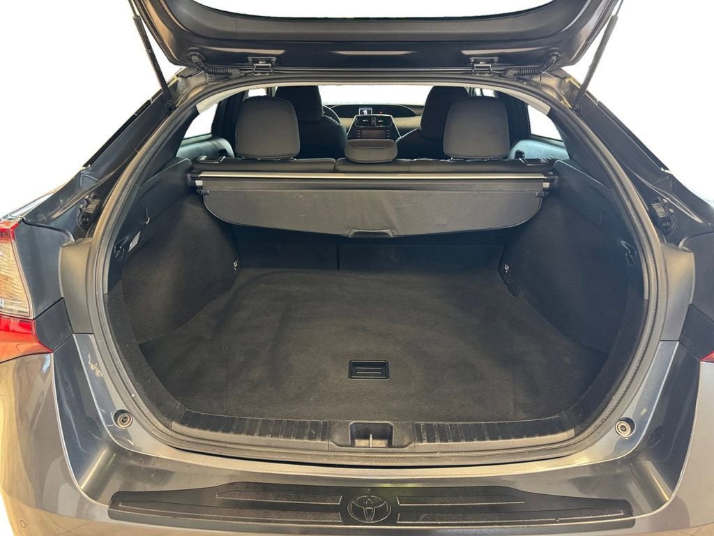 2021 Toyota Prius L Eco