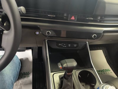 2025 Kia Carnival LXS