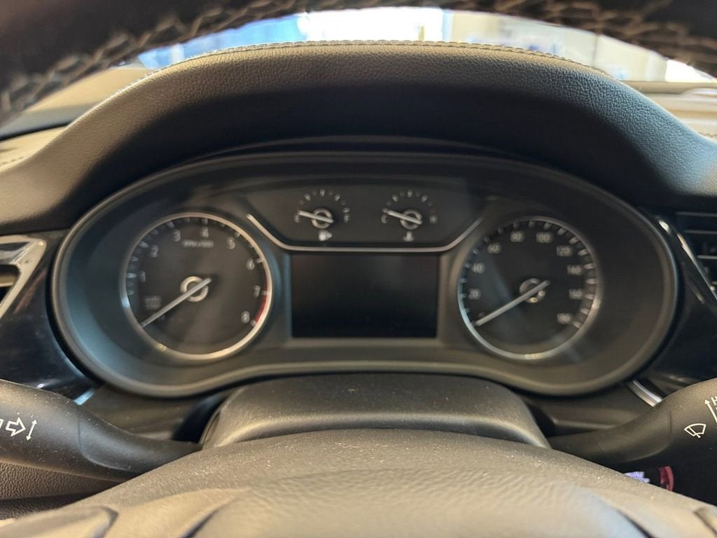 2019 Buick Regal Sportback Essence