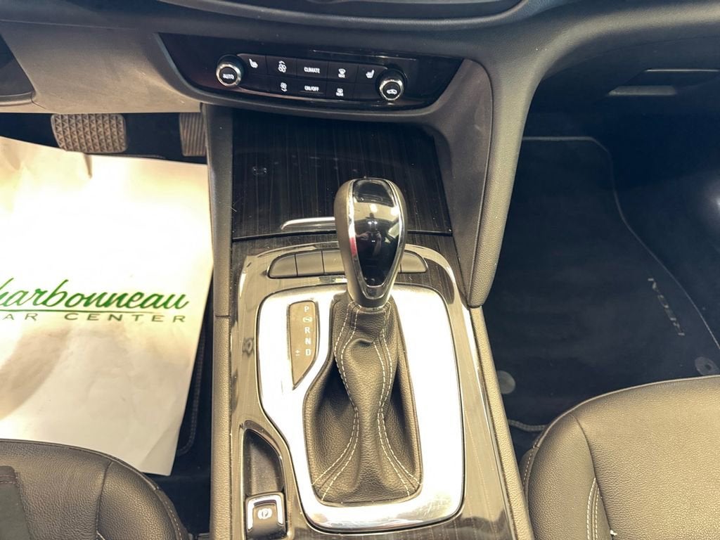 2019 Buick Regal Sportback Essence