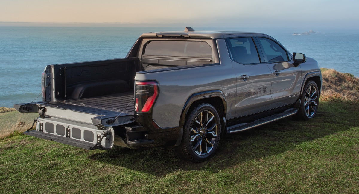 Charbonneau Car Center in Dickinson ND